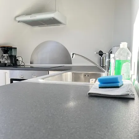 Apartamento Bright And Near Bus